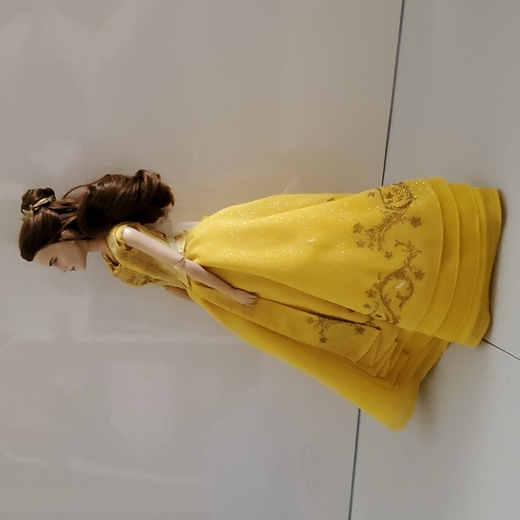 Disney's Belle Live Action Barbie Doll Disney Store Beauty and the Beast - Picture 8 of 16